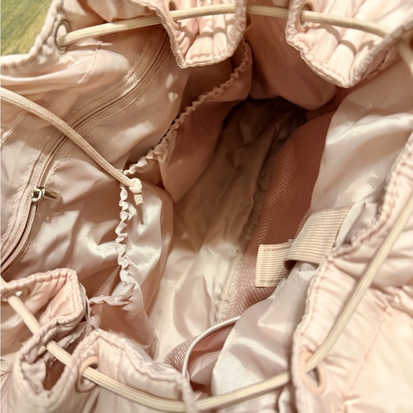 Pink Blogilates Backpack - Picture 3 of 4